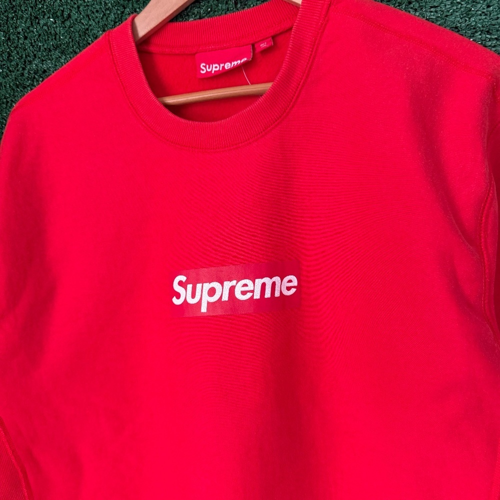 Supreme Red Box Logo Washed Crewneck Size Small - Picture 3 of 5